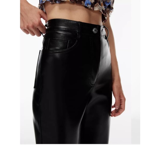 Wilfred (Aritzia) Melina Soft Vegan Leather Straight Leg High Rise Pant - Picture 5 of 12